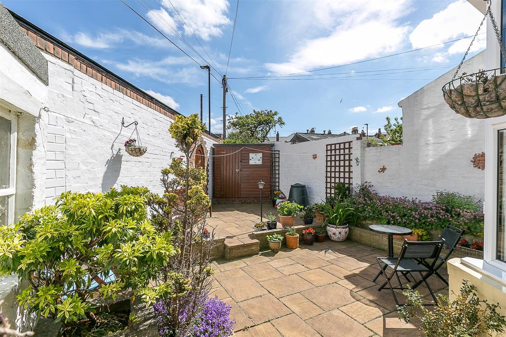Woodbine Road, Gosforth, Newcastle upon Tyne 4 bed terraced house £
