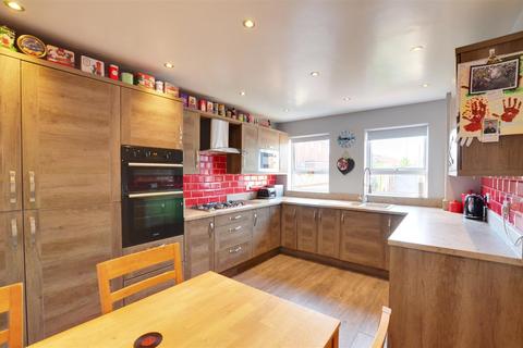 18 Bond Close, Sunderland, SR5 1ES