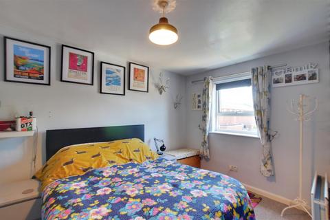 18 Bond Close, Sunderland, SR5 1ES
