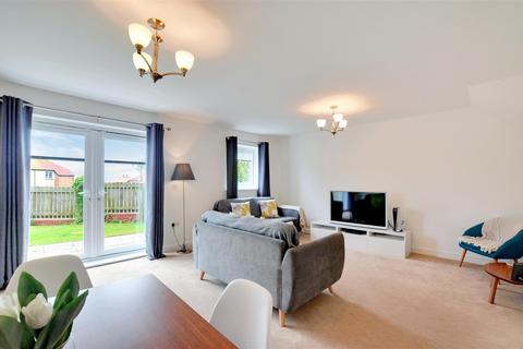 4 Beech Avenue, Whitburn, Sunderland, SR6 7FE