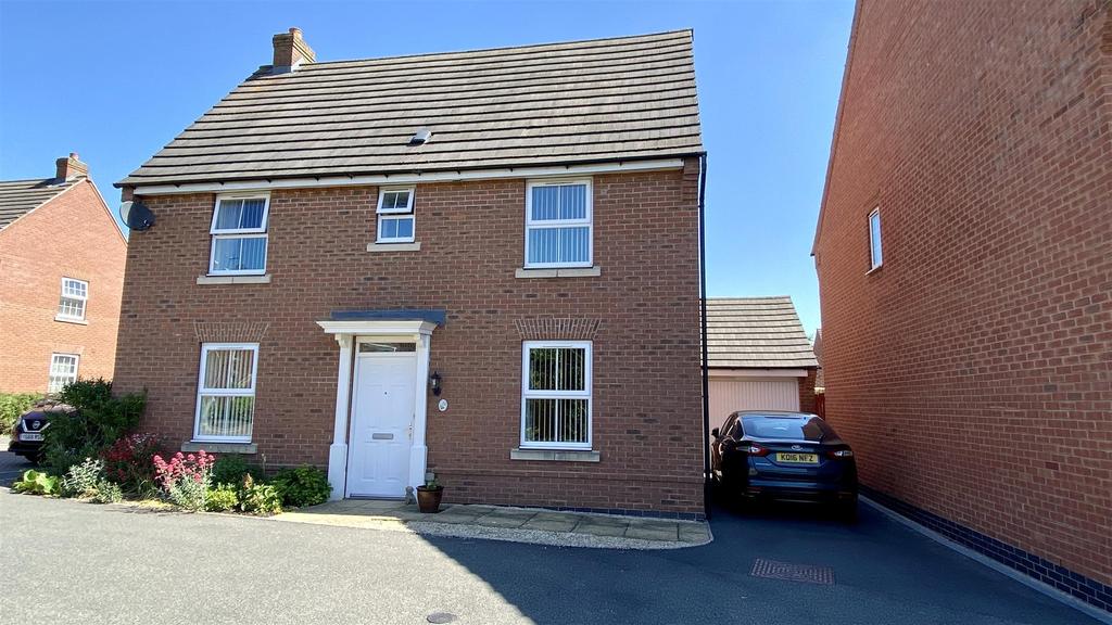 Garner Close, Barwell, Leicester 3 bed detached house £320,000