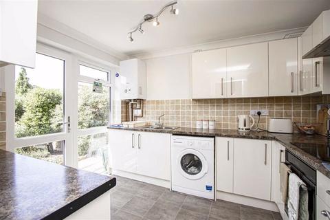 2 Joiners Way, Lavendon, Olney, MK46 4JF