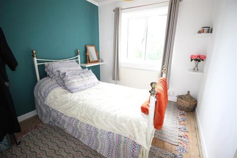 42 Caedmon Crescent, Darlington, DL3 8LF