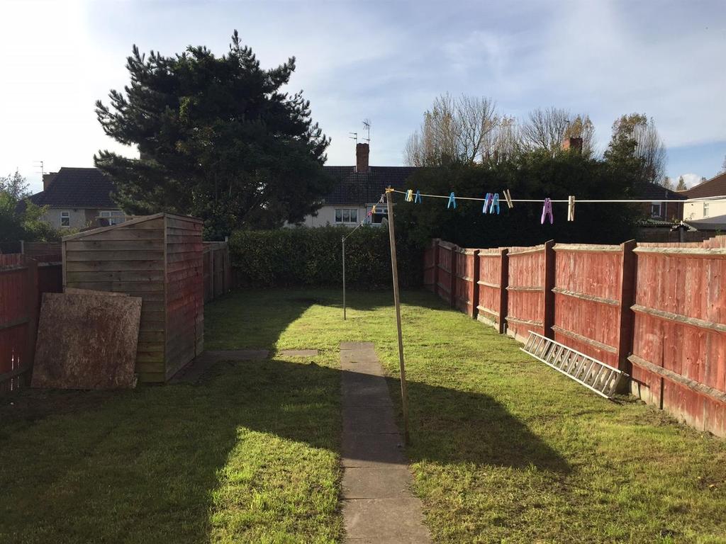 Emerson Road, WOLVERHAMPTON 3 bed semidetached house £650 pcm (£150 pw)