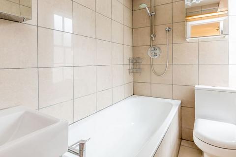 4 bedroom flat to rent, NW1