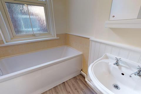 Flat 3, 127 Cheriton Road, Folkestone, CT19 5HD