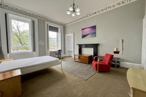 undefined, North Street, Glasgow, G3
