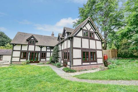 3 bedroom detached house to rent, Chinnor Road, Bledlow Ridge