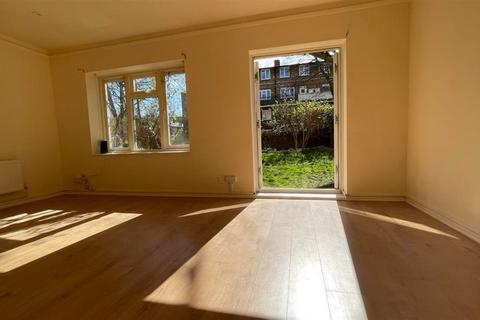 3 bedroom apartment for sale, London NW6