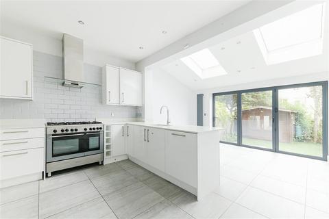 109 Faraday Road, London, SW19 8PA