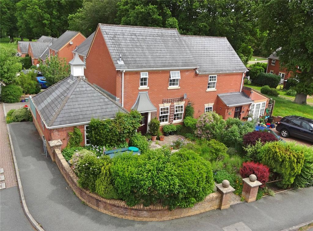Rowan Court, Kerry, Newtown, Powys, SY16 3 bed semidetached house £