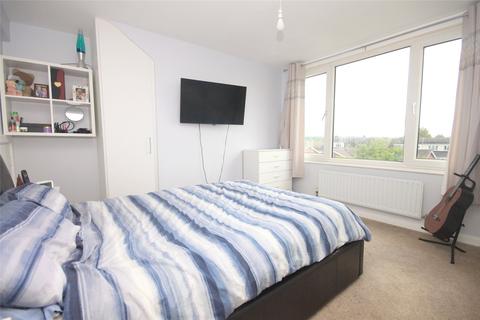 15 Carruthers Drive, Wickford, SS11 7EY