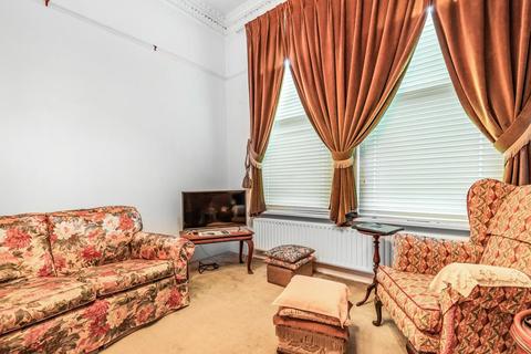 20 Crescent Road, Beckenham, BR3 6NE