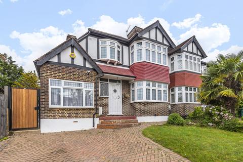 32 Braeside, Beckenham, BR3 1SU