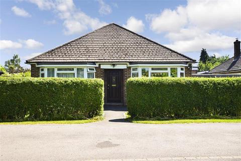8 Broadbridge Lane, Smallfield, Horley, RH6 9RE