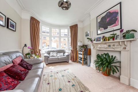 55 Lime Grove, New Malden, KT3 3TP