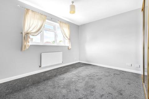 2 bedroom terraced house to rent, Mary Mead,  Warfield,  RG42