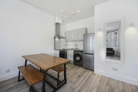 1 bedroom flat to rent, Sinclair Gardens, Olympia, W14 0AT