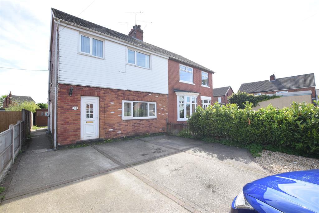 Maple Tree Close East, Scunthorpe, DN16 1LS 3 bed semidetached house