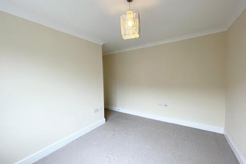 Flat 9, Tennyson House Addison Court, Epping, CM16 4FF