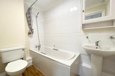 Flat 9, Tennyson House Addison Court, Epping, CM16 4FF