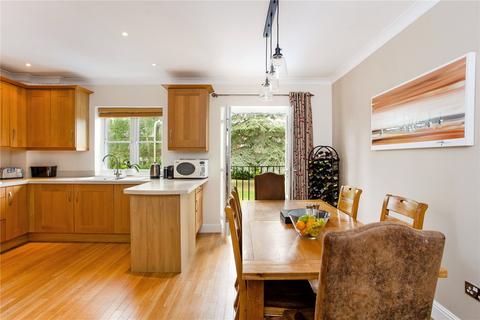 31 Cornes Close, Winchester, SO22 5DS