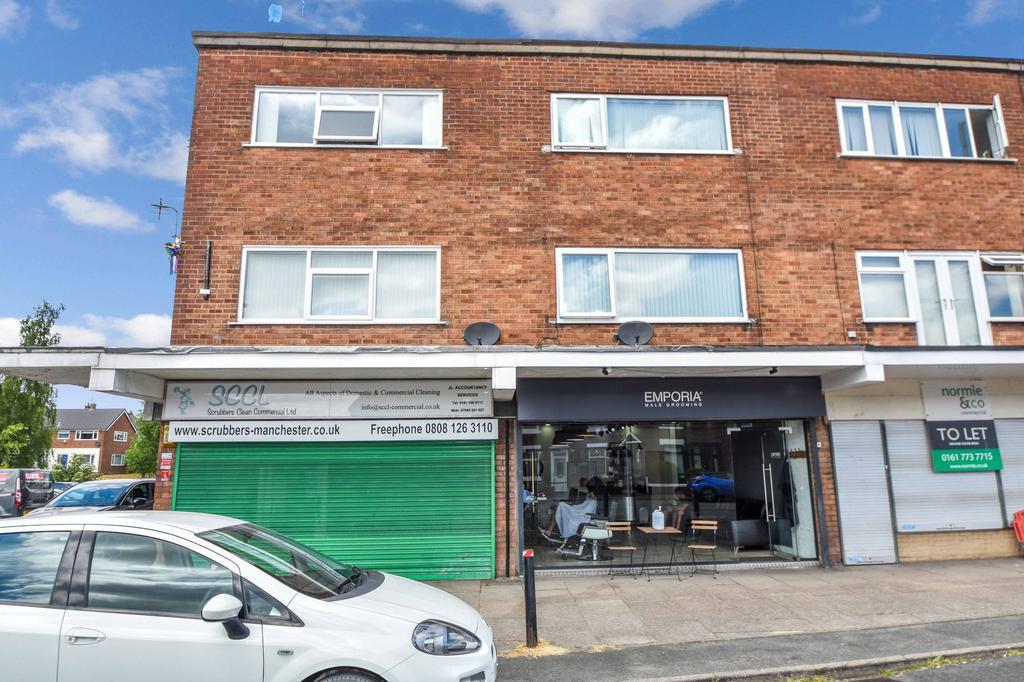 Randale Drive, Bury, BL9 2 bed flat £100,000