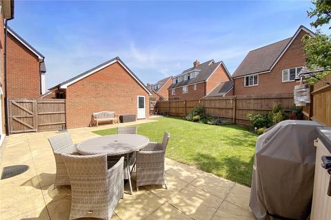 21 Thyme Place, Angmering, Littlehampton, BN16 4PW