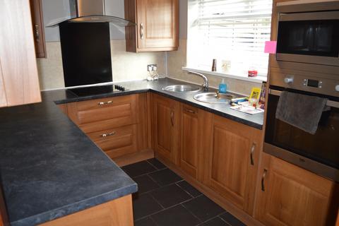 94 Heath Road, Romford, RM6 6LH