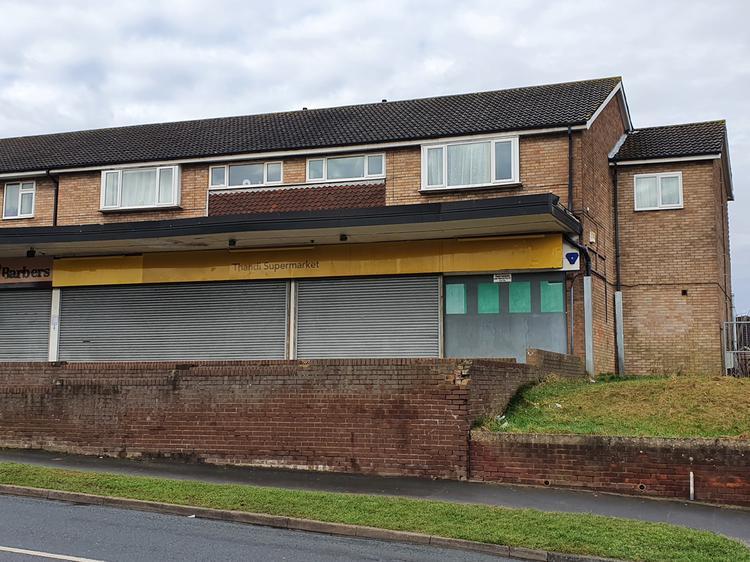 Holme Hall Avenue, Scunthorpe, North Lincolnshire, DN16 Retail property