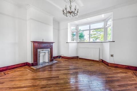 29 Green Way, London, SE9 5SZ