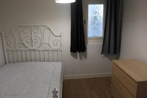 2 bedroom apartment to rent, Bristol BS2