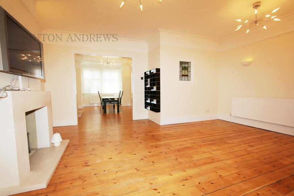 Cairn Avenue, Ealing, W5 4 bed house £3,100 pcm (£715 pw)