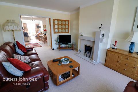 45 Beechfield, Moulton, Northwich, CW9 8PF