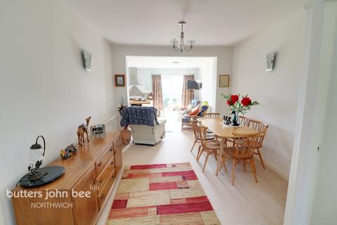 45 Beechfield, Moulton, Northwich, CW9 8PF