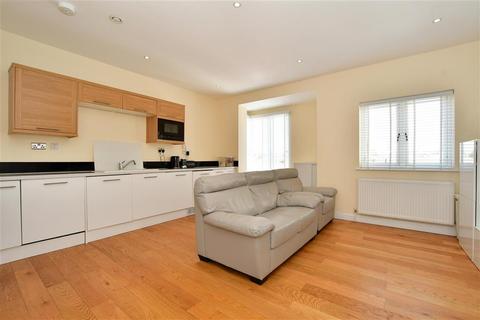 40 East Road, Welling, DA16 3DT