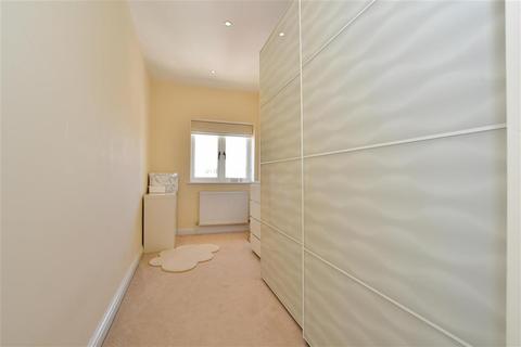 40 East Road, Welling, DA16 3DT