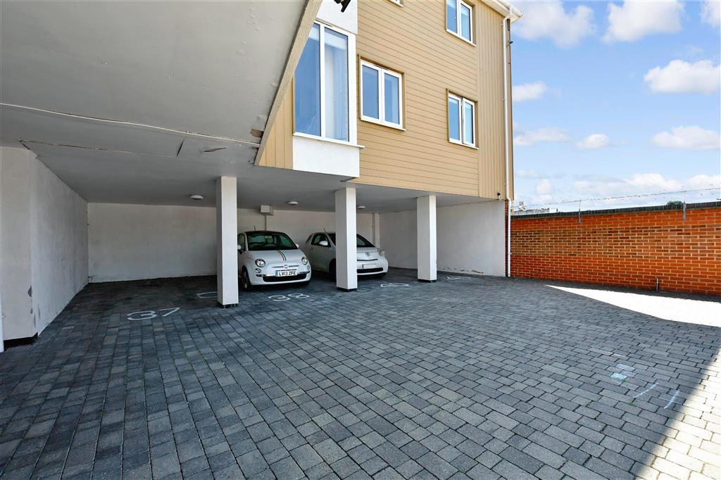 Driveway/Parking