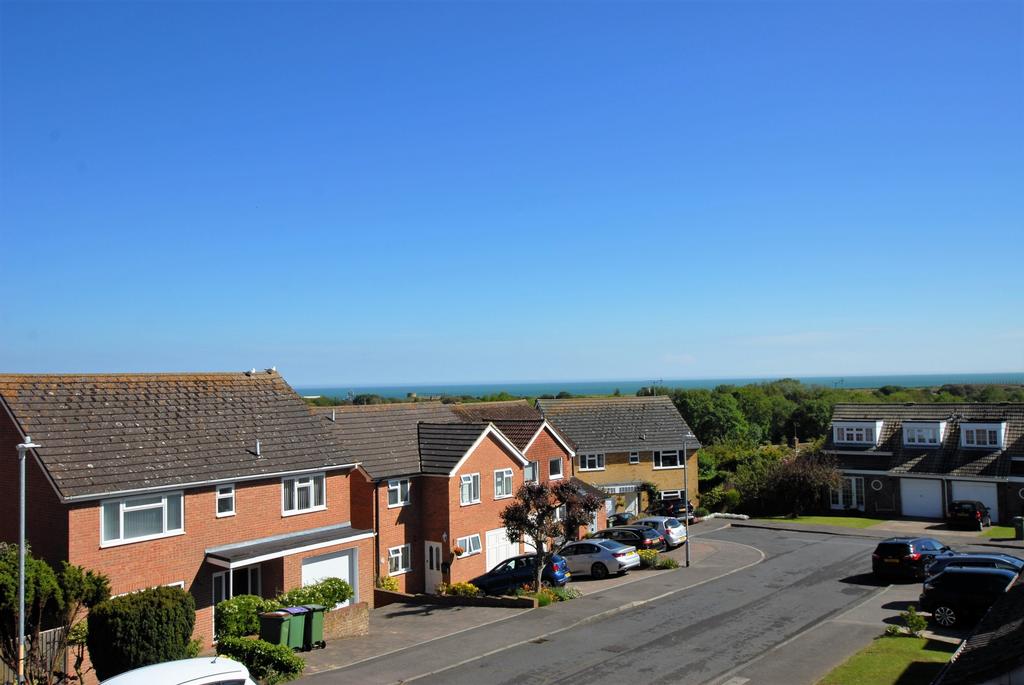 Nursery Fields, Hythe, CT21 3 bed semidetached house £345,000