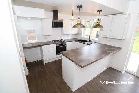 7 Rowton Drive, Sutton Coldfield, B74 2AG