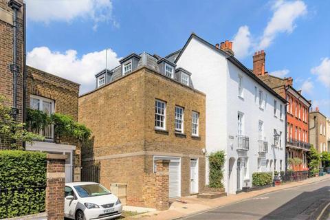 undefined, Church Street, Old Isleworth riverside