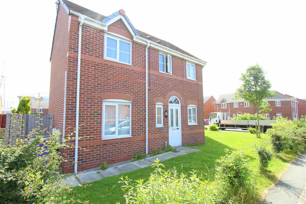 Bowmore Way, Edge Hill, Liverpool 3 bed semidetached house £135,000