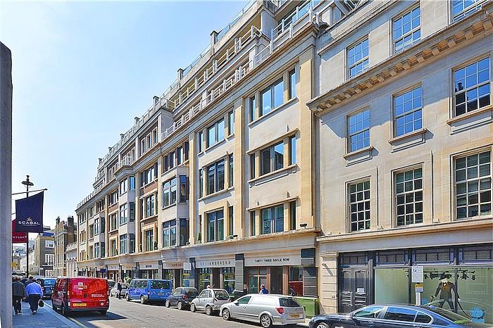 Savile Row, London, W1S 2 bed flat - £5,850 pcm (£1,350 pw)