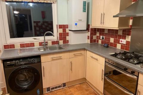 4 bedroom house to rent, Beauchief Close, Lower Earley