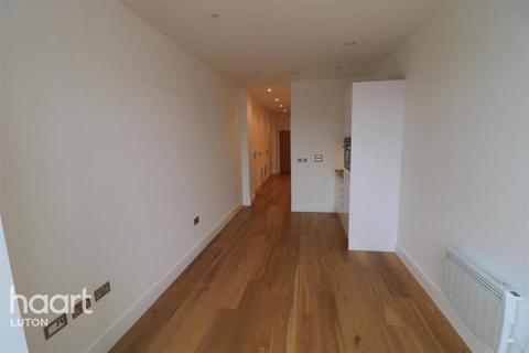 1 bedroom flat to rent, Flowers Way, Luton