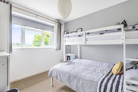 38 Chapmans Crescent, Chesham, HP5 2QT