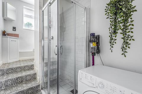 38 Chapmans Crescent, Chesham, HP5 2QT
