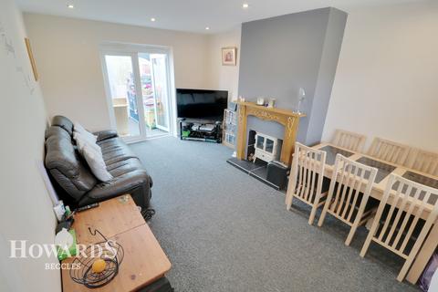 37 Castle Hill, Beccles, NR34 7BH