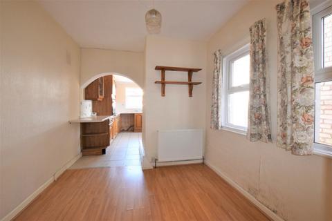 3 Fortescue Road, Exeter, EX2 8LA