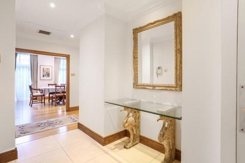 3 bedroom apartment to rent, Aldford House, Park Lane, Mayfair, W1K